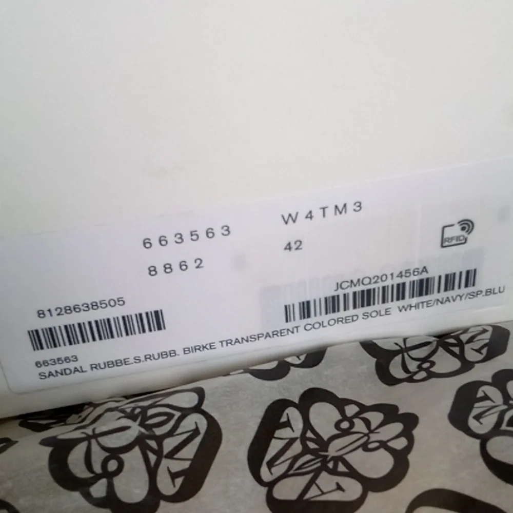 McQueen white pool slides like new EU 42 USA 10 - exactly 11.5" long - Picture 8 of 9